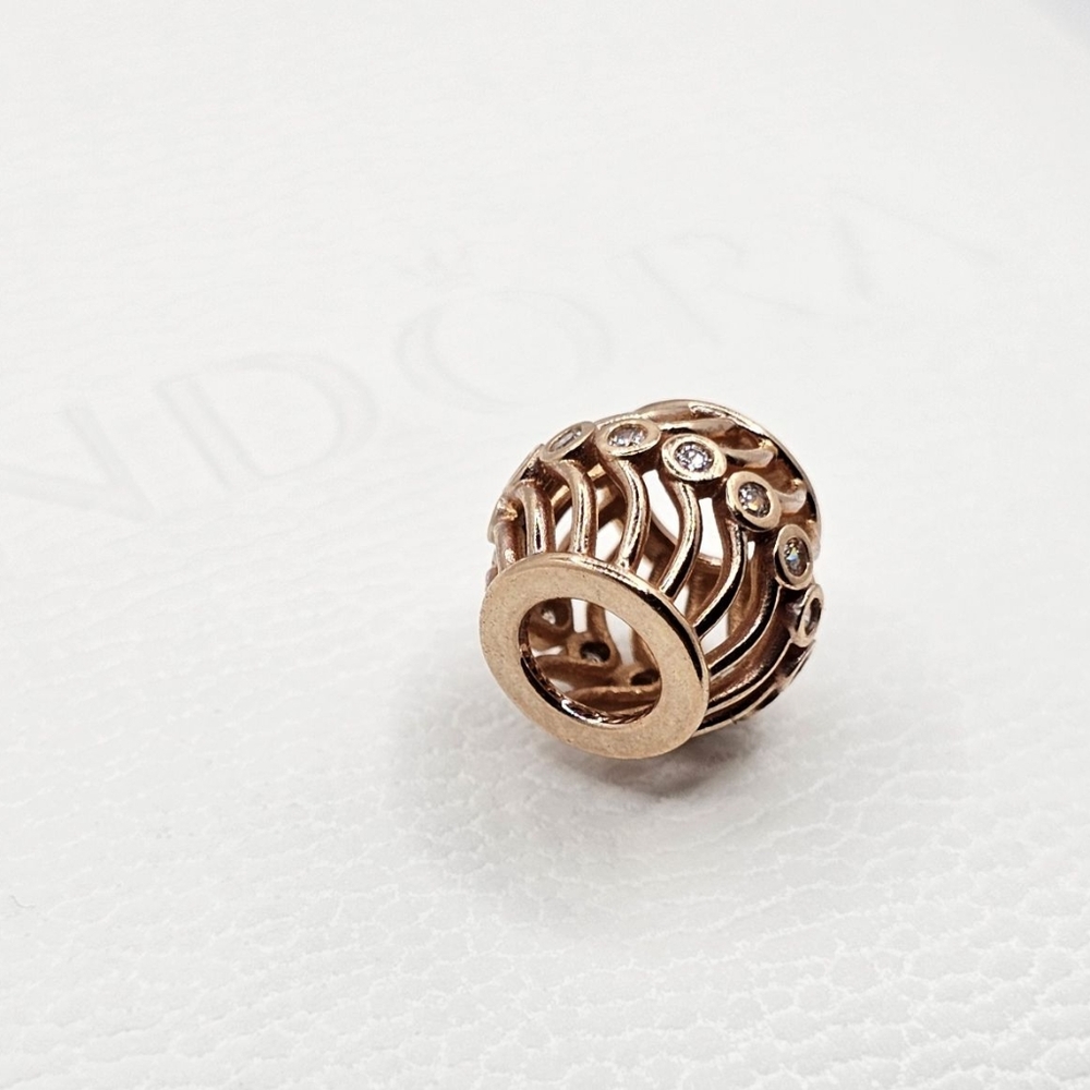 🎁Authentic Pandora ROSE CHARM - Picture 2 of 7